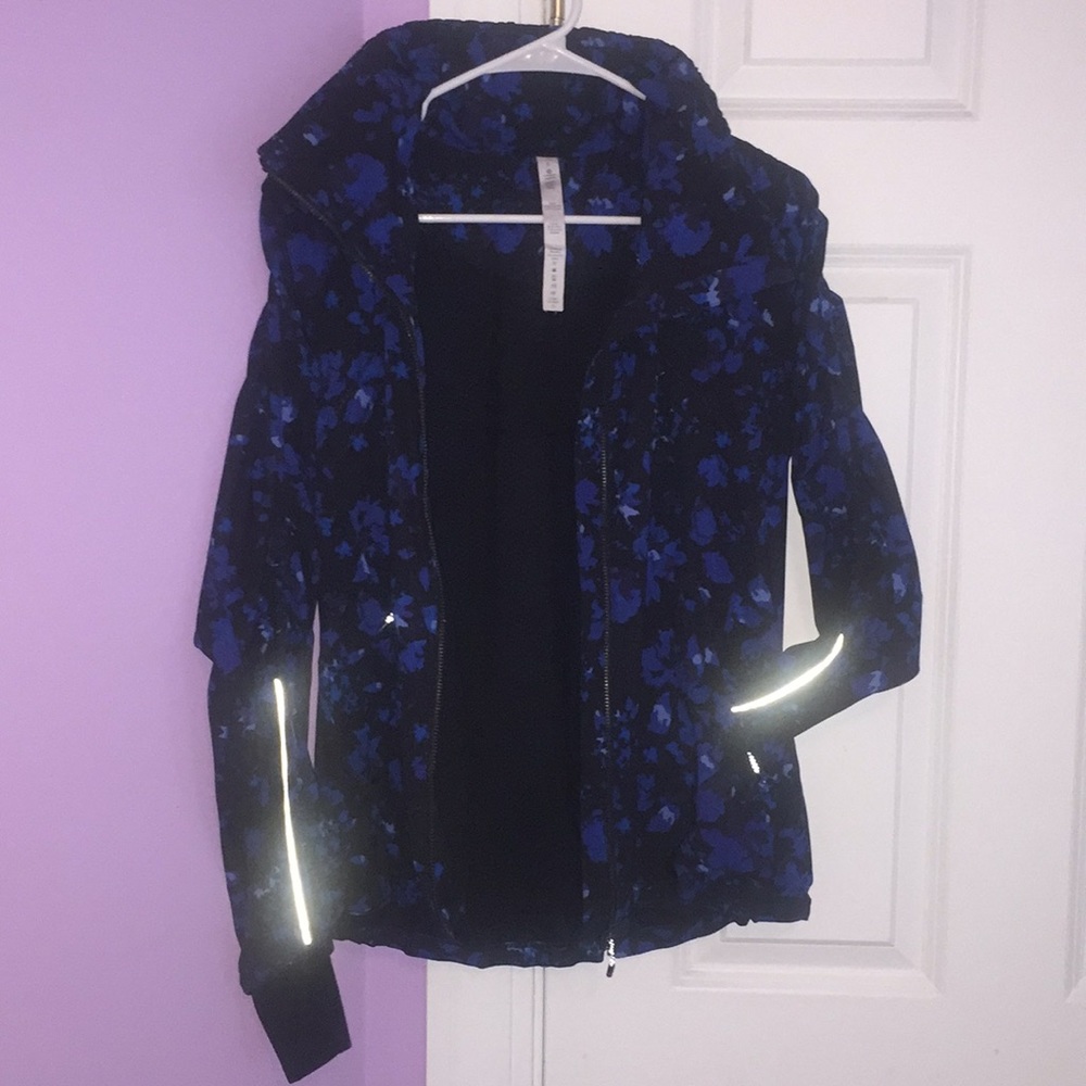 Lululemon Camo Rain jacket/windbreaker